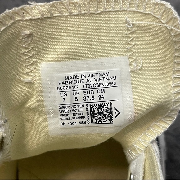 Converse Women’s 7 Low Top Platform White - Picture 3 of 3